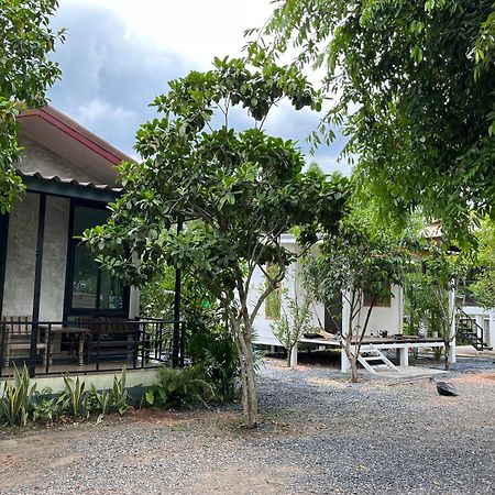 Sangkaset Resort Ban Mong Muang Екстер'єр фото