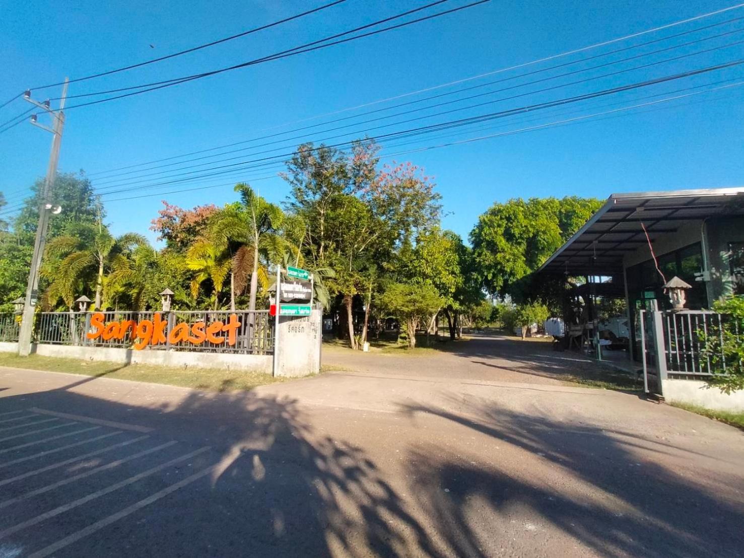 Sangkaset Resort Ban Mong Muang Екстер'єр фото