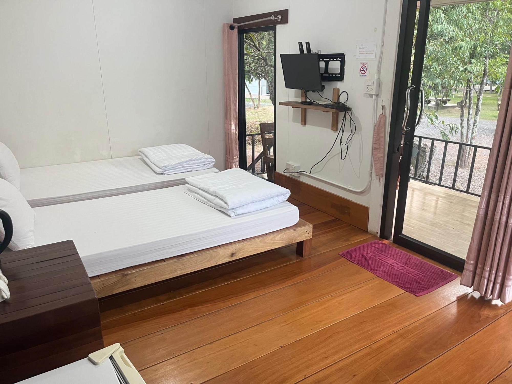 Sangkaset Resort Ban Mong Muang Екстер'єр фото